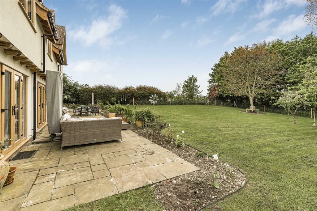 Additional image 26 of Langley Lower Green