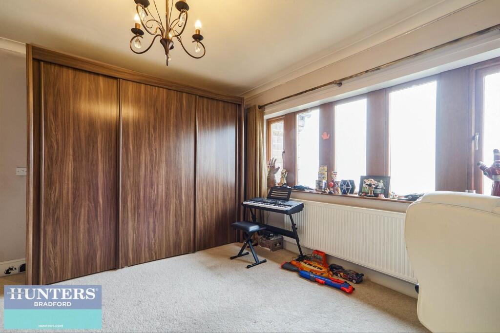 Additional image 20 of Stonelea, Whinney Hill, Bradford, BD4 8LU