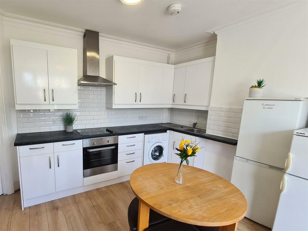 Additional image 12 of 27 Highworth Avenue, Cambridge, CB4 2BQ