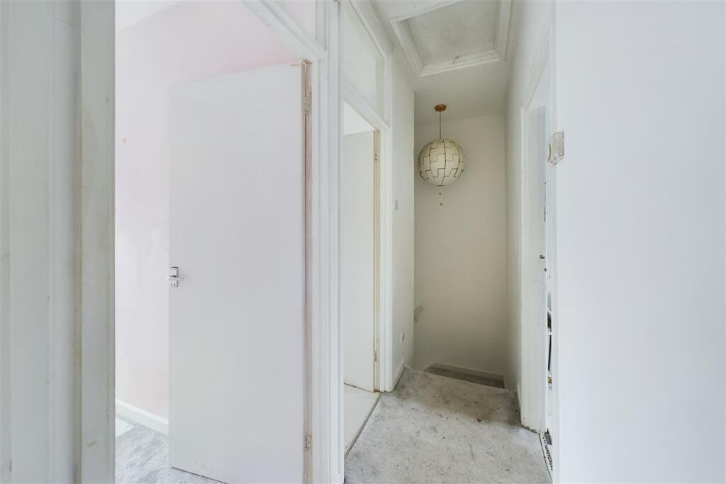 Additional image 20 of UPDATING | LARGE GARDEN | SHEPTON MALLET