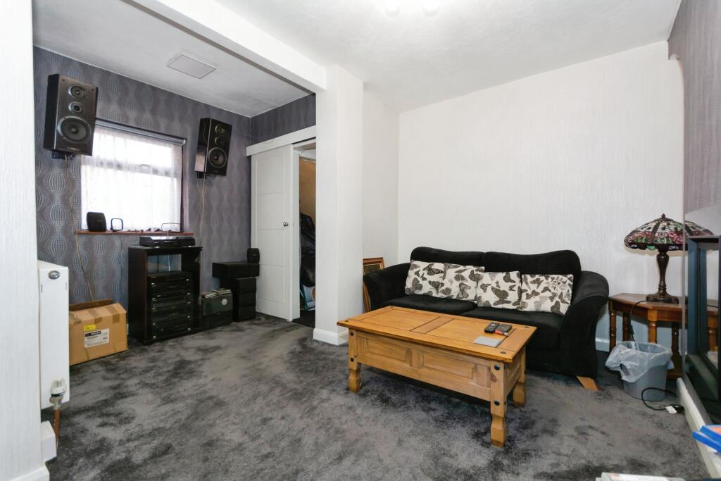 Additional image 5 of Wharfdale Road, Birmingham, West Midlands, B11