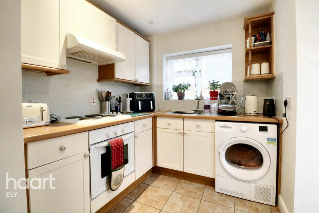 Additional image 4 of High Street, Wilburton