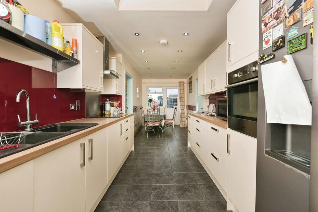 Additional image 4 of Bendyshe Way, Barrington, CAMBRIDGE