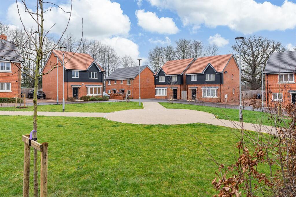 Additional image 26 of Perkins Way, Welwyn Garden City