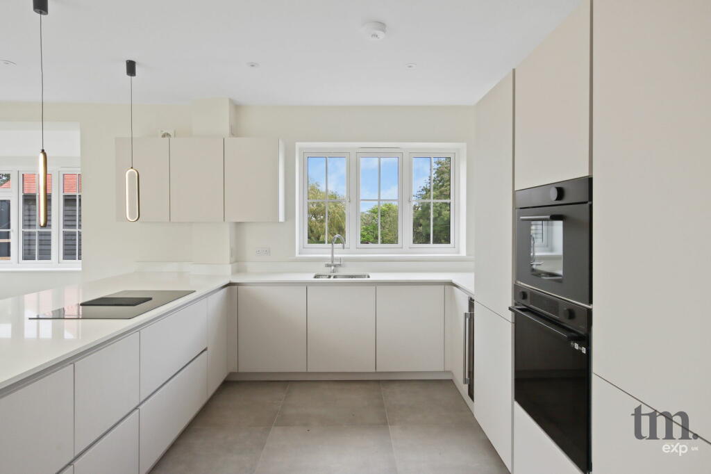 Additional image 7 of Wood Hall, Arkesden, Saffron Walden, Essex, CB11 4HA