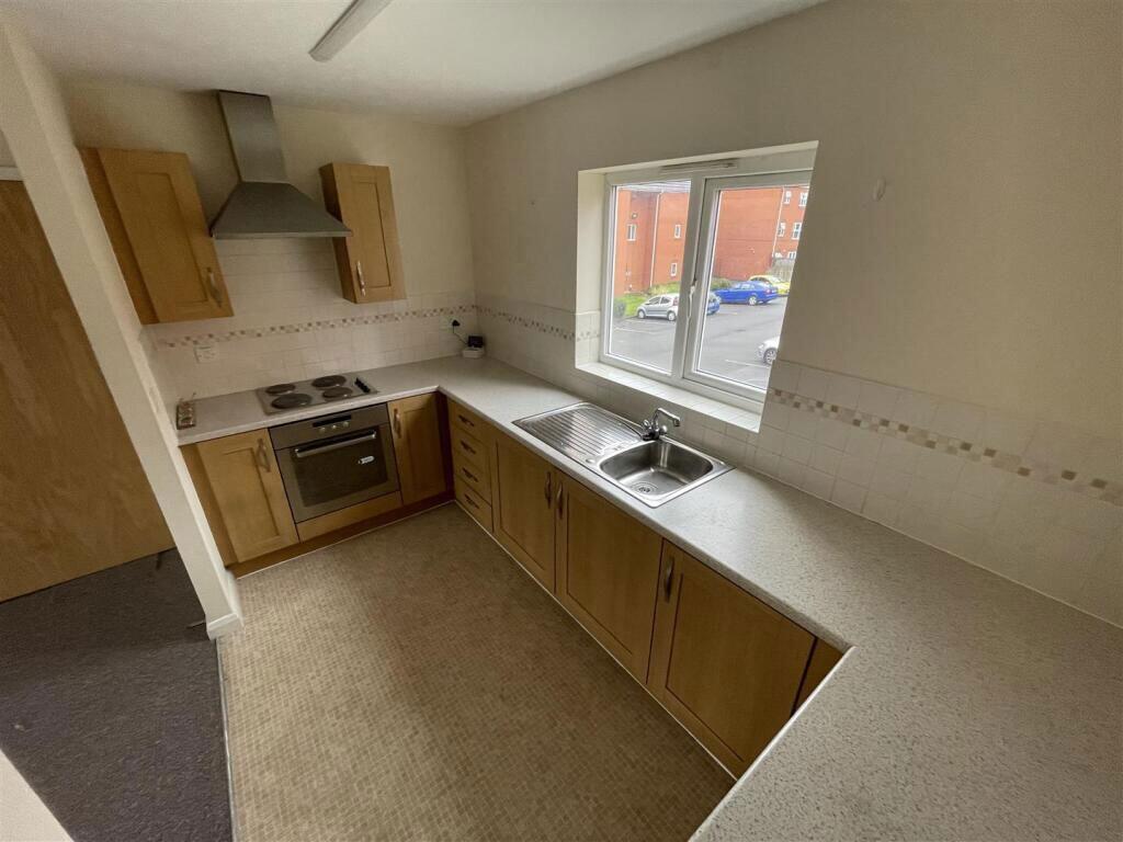 Additional image 7 of 541 Warwick Road, Tyseley, Birmingham, West Midlands, B11 2EU