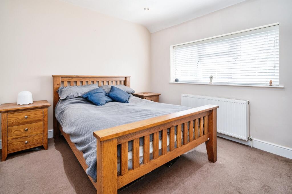 Additional image 11 of Burgundy Croft, Welwyn Garden City