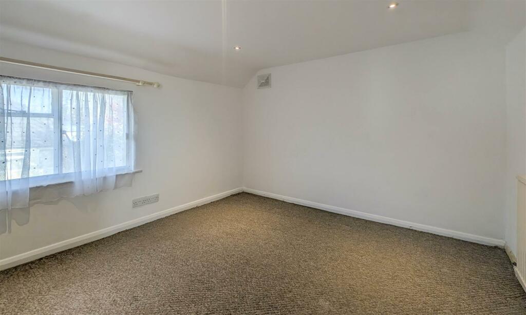 Additional image 11 of Hythe Lane, Burwell