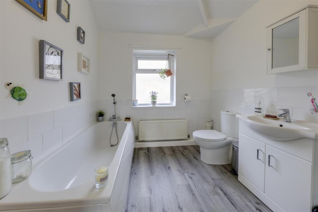 Additional image 17 of Booth Crescent, Waterfoot, Rossendale