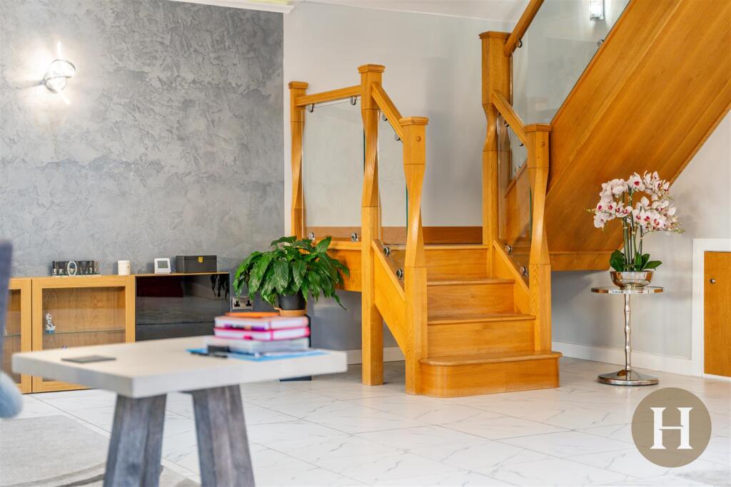 Additional image 20 of Gilmorton Close, Harborne, Birmingham, B17