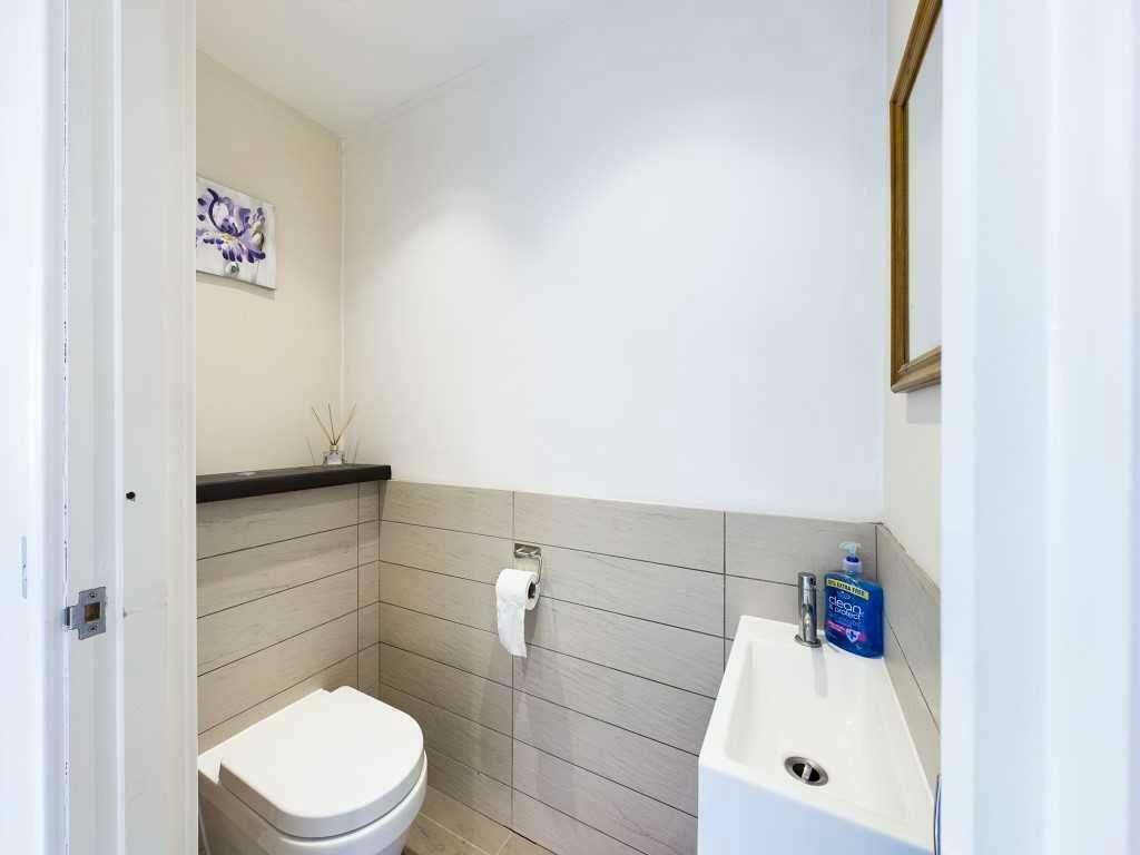 Additional image 7 of 27a Keymer Avenue, Peacehaven, East Sussex, BN10 8HA