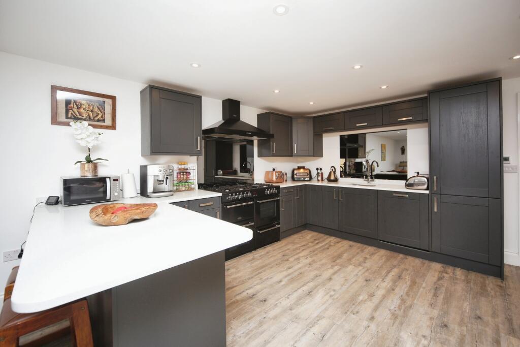 Additional image 7 of Westholme Road, Alcester, B50