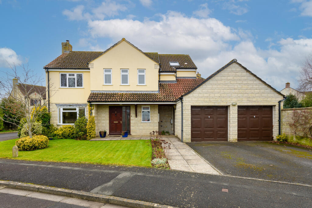 Additional image 18 of Petvin Close, Street