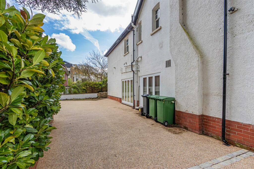Additional image 38 of Cefn Coed Road, Cyncoed, Cardiff