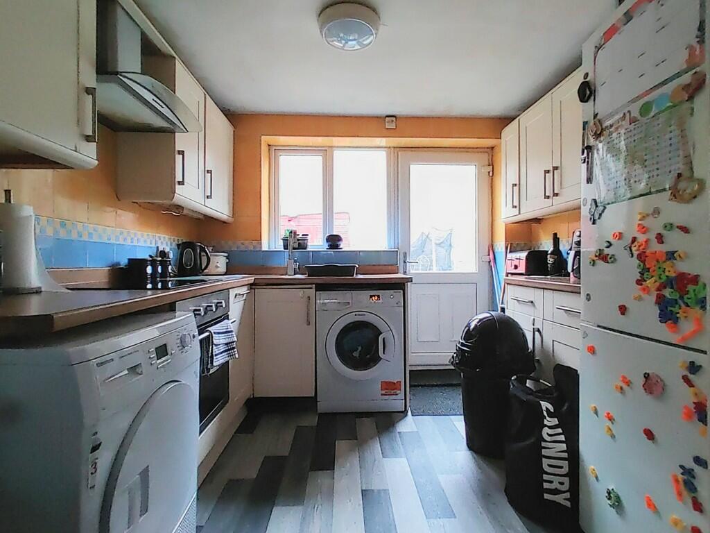 Additional image 3 of Green End, Clayton