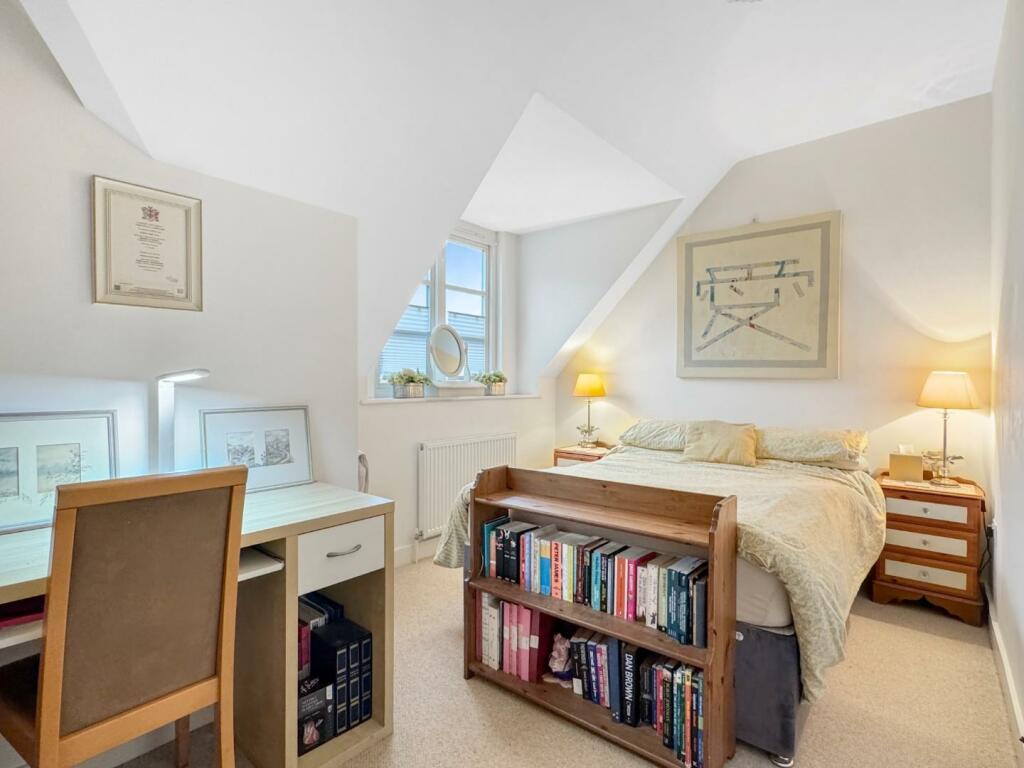 Additional image 12 of Leeway Avenue, Great Shelford, Cambridge