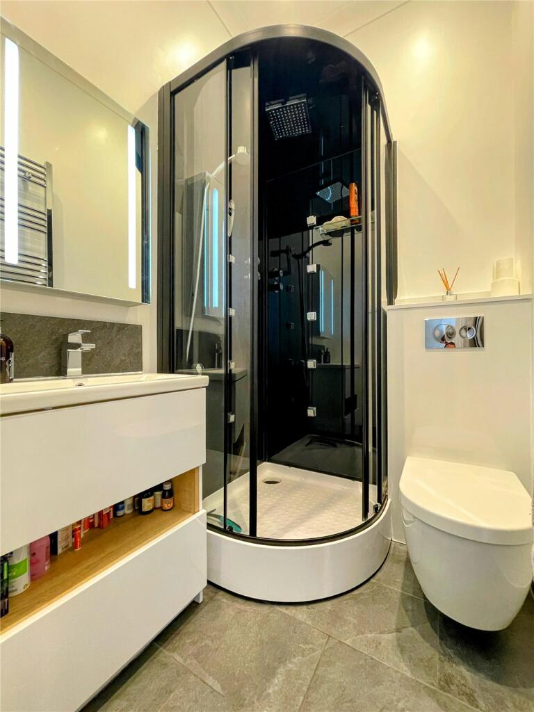 Additional image 11 of Devonshire Place, Eastbourne, East Sussex, BN21