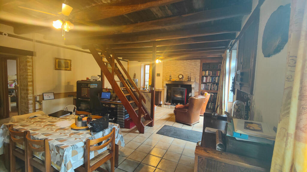 Additional image 2 of Poitou-Charentes, Vienne, Chatain, France