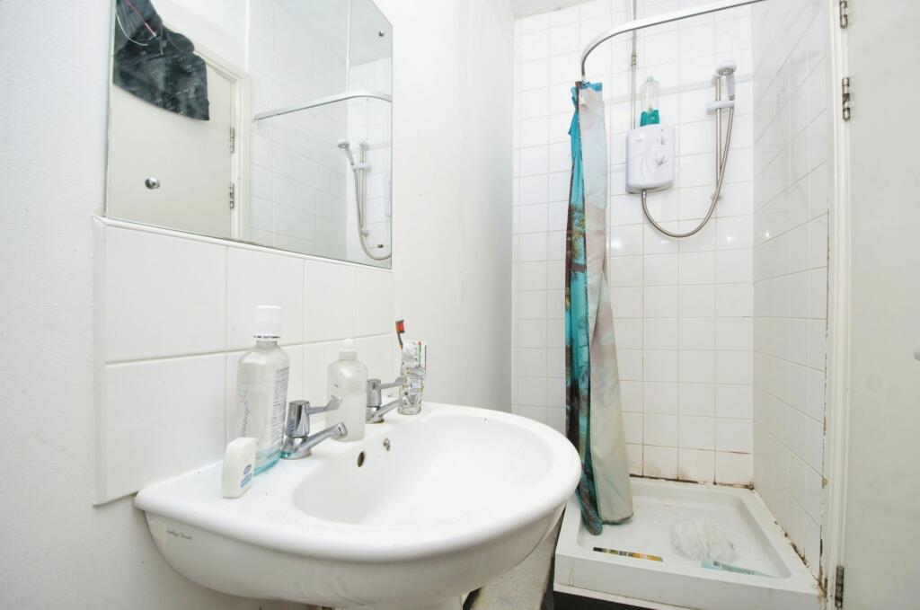 Additional image 8 of Gwennyth Street, Cardiff, CF24