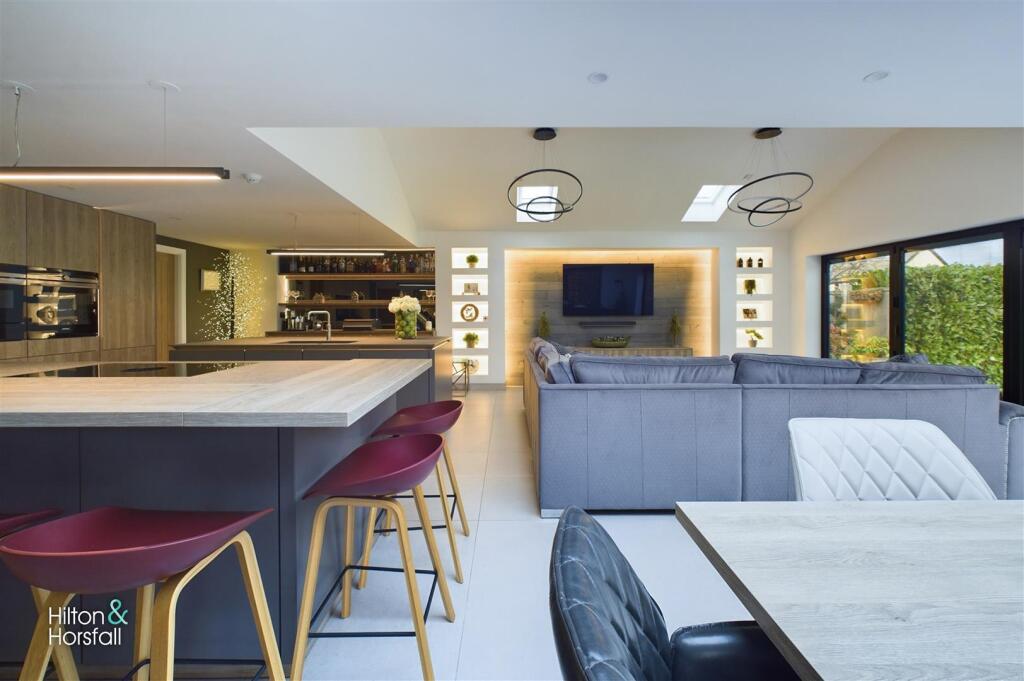 Additional image 2 of Clover Crescent, Burnley