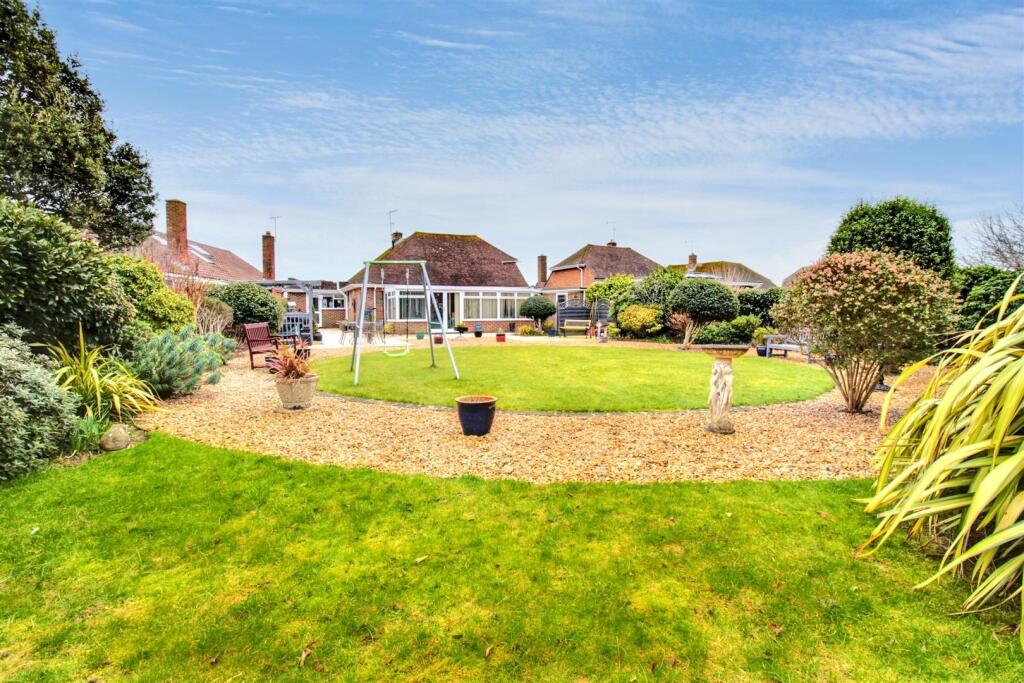 Additional image 27 of Alinora Crescent, Goring-By-Sea, Worthing