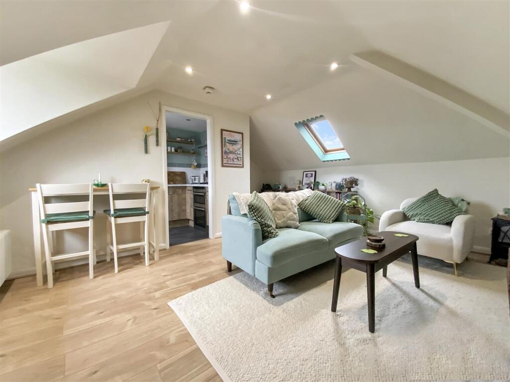 Additional image 12 of Whitfield House, The Park, Kingswood, Bristol