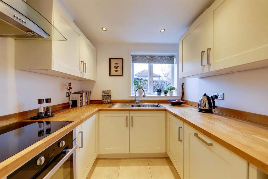 Additional image 9 of Cranworth Road, Worthing, BN11