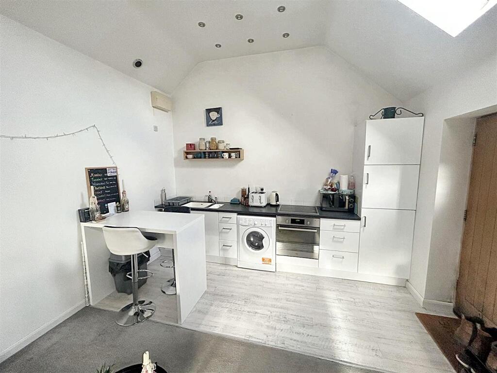 Additional image 6 of While Road, Sutton Coldfield, Birmingham