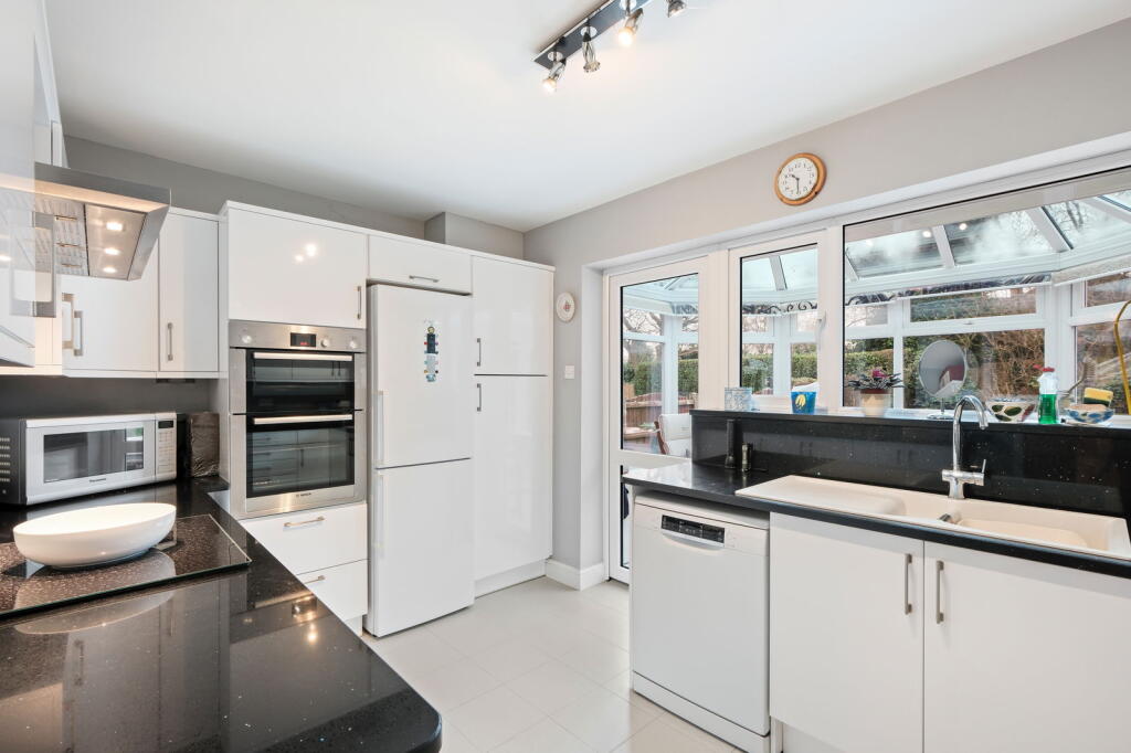 Additional image 4 of Monastery Drive, Solihull, B91 1DW