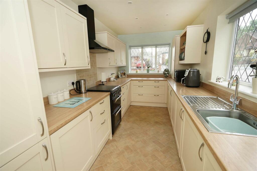 Additional image 4 of Birtenshaw Crescent, Bromley Cross