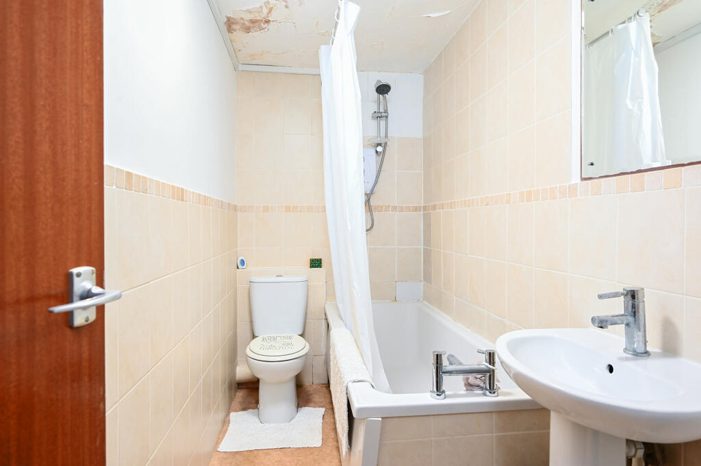 Additional image 4 of Lincoln Court, Lincoln Avenue, Peacehaven, East Sussex, BN10