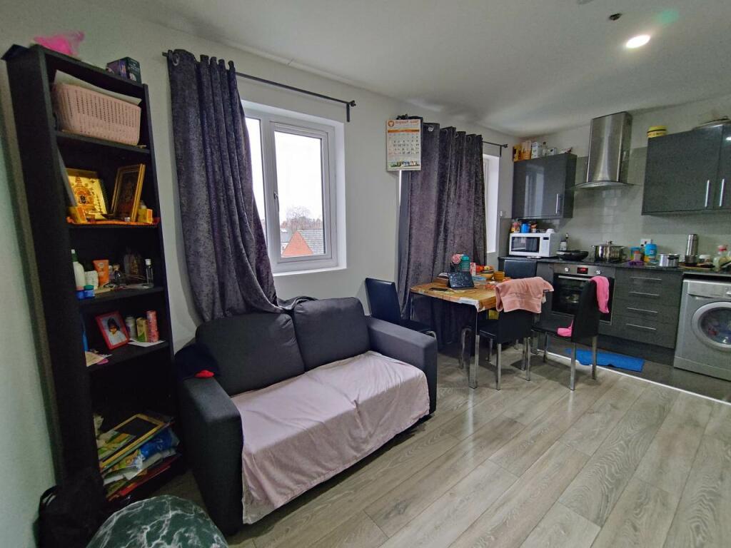 Additional image 4 of Newfoundland Court, Newfoundland Road, Heath