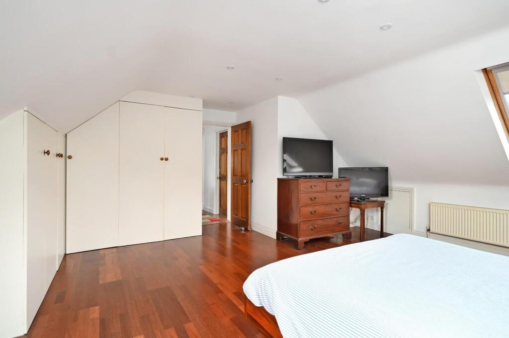 Additional image 25 of The Droveway, Hove