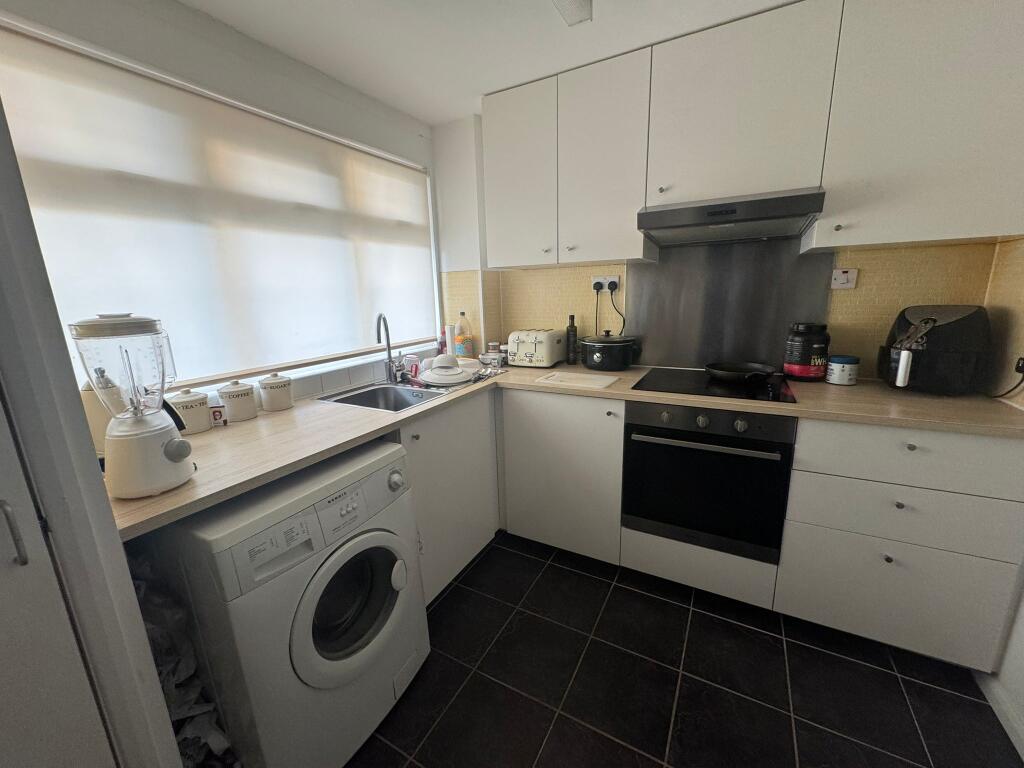 Additional image 3 of 56 Churchill Court, Newmarket, Suffolk CB8 0JZ