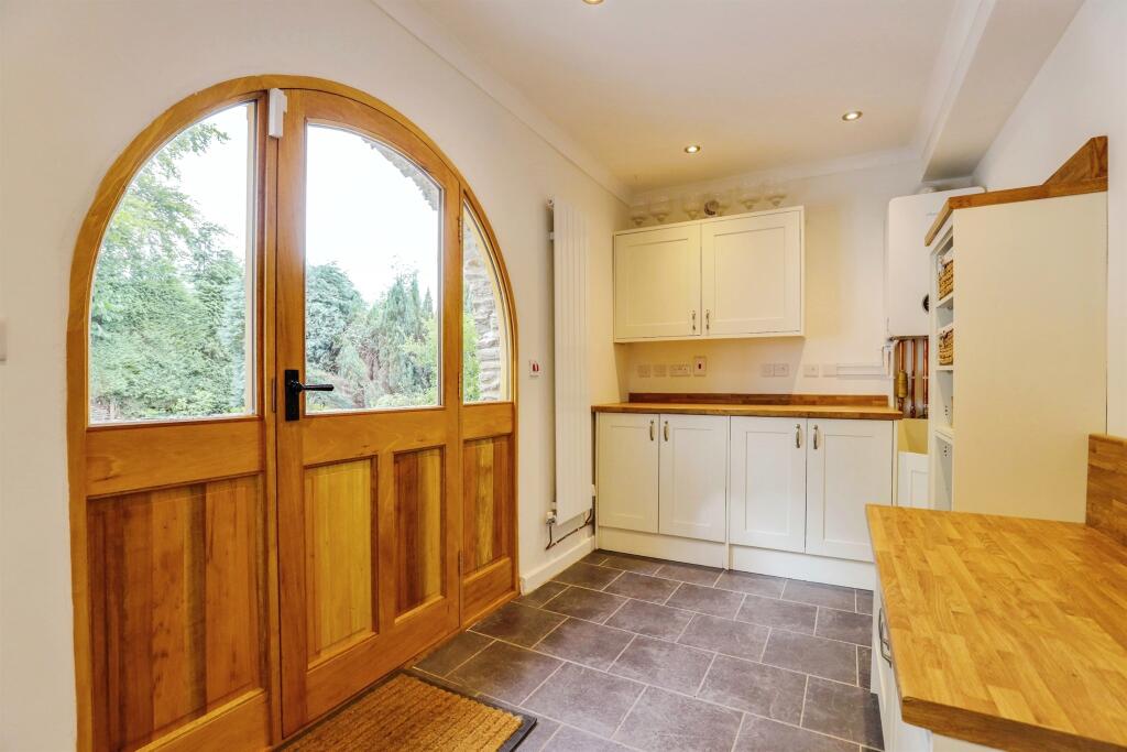 Additional image 9 of Glebeland Cottages, Gwaelod-Y-Garth, Cardiff