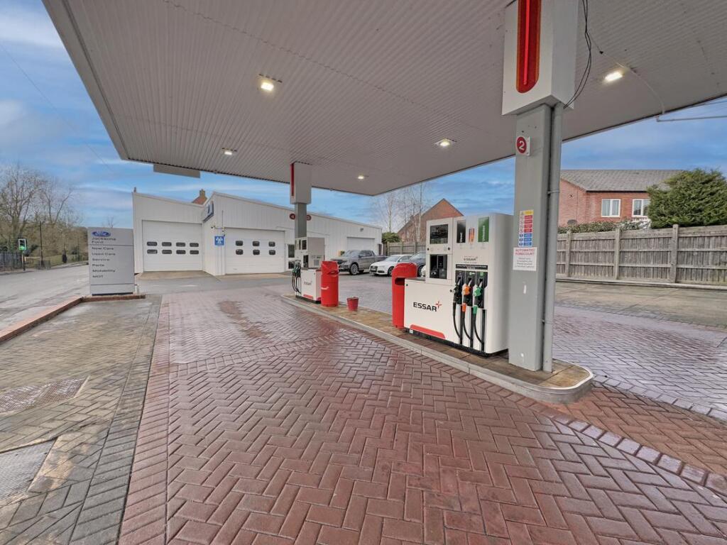 Additional image 2 of Jacksons of Henley, Warwick Road, Henley-in-Arden, Warwickshire, B95 5BH