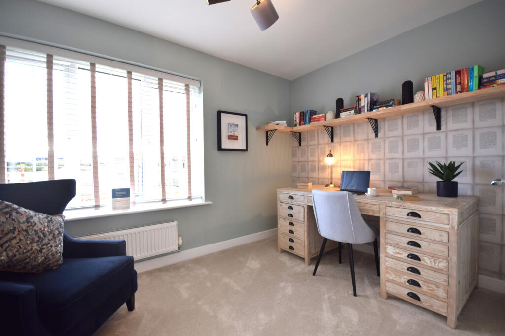 Additional image 5 of Poppy View, Thaxted Road, Saffron Walden, Essex, CB10