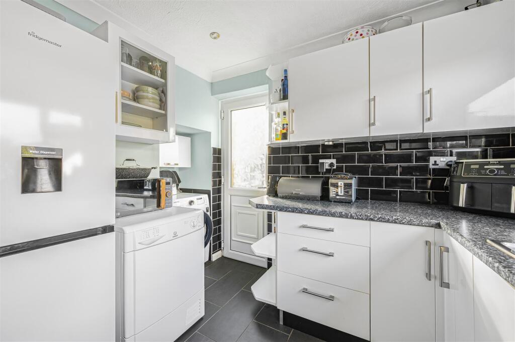 Additional image 22 of Valley Close, Newhaven