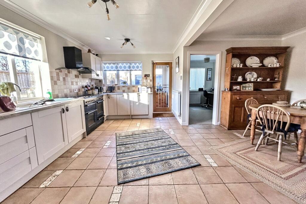 Additional image 9 of Chalbury