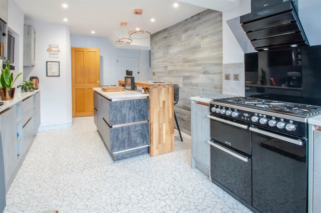 Additional image 7 of Hamlet Road, Haverhill