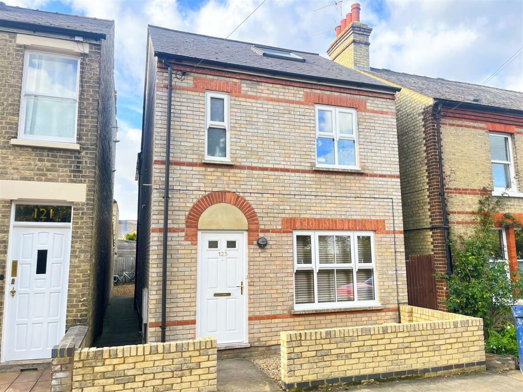 Primary image of Hemingford Road, Cambridge