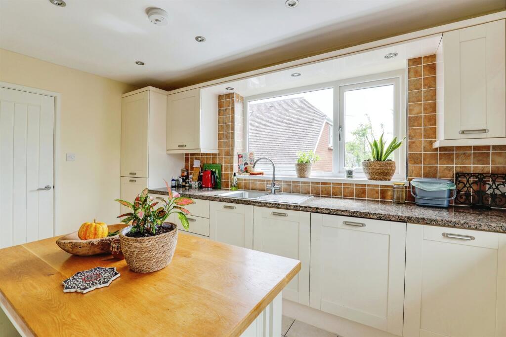 Additional image 25 of Manor Rise, Whitchurch, Cardiff