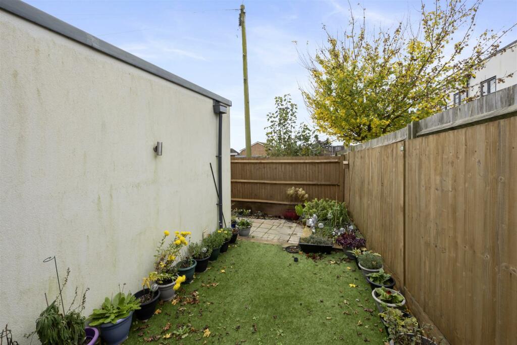 Additional image 18 of Rowan Close, Portslade, Brighton