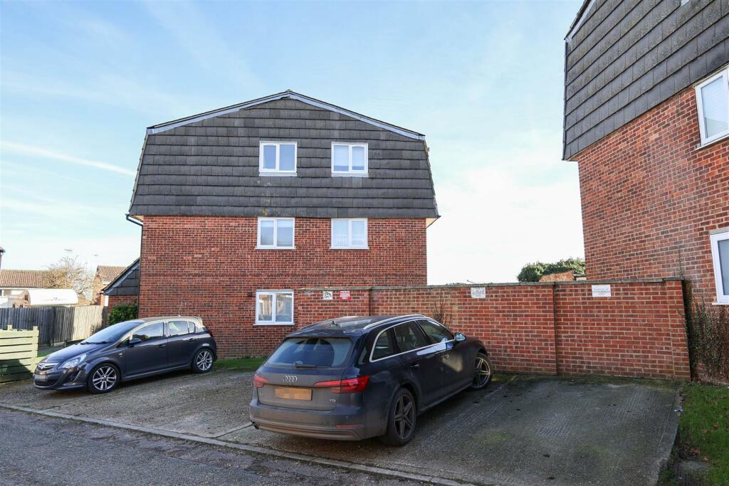 Additional image 11 of Church Field, Saffron Walden