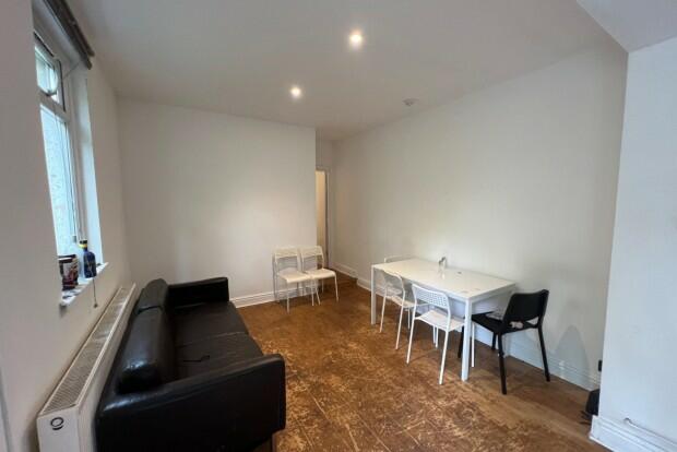 Colum Road Cardiff photo 4