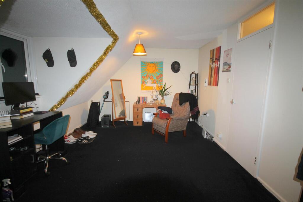 Additional image 9 of Tanners Court, Bristol Road, Frenchay, Bristol