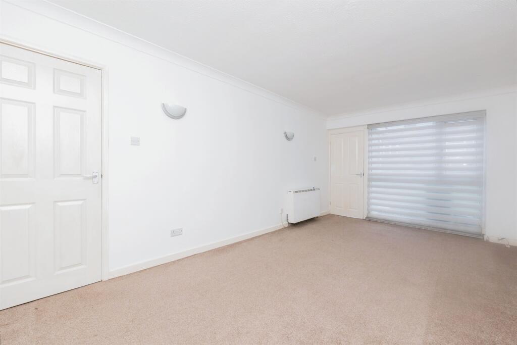 Additional image 19 of Chiltern Close, Warmley, Bristol