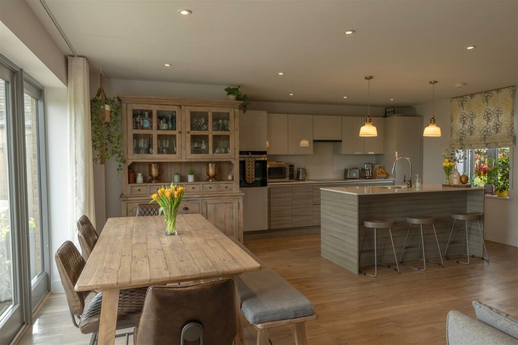 Additional image 5 of Petersfield, Stretham, Ely