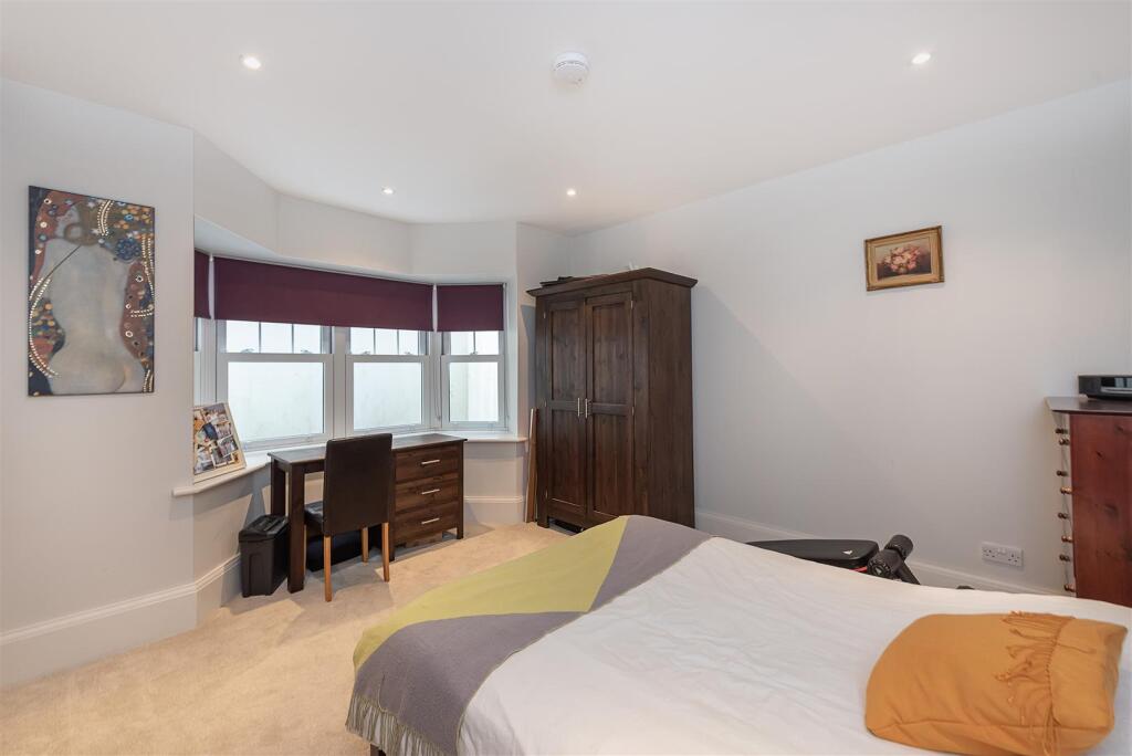 Additional image 7 of Cross Way, Harpenden