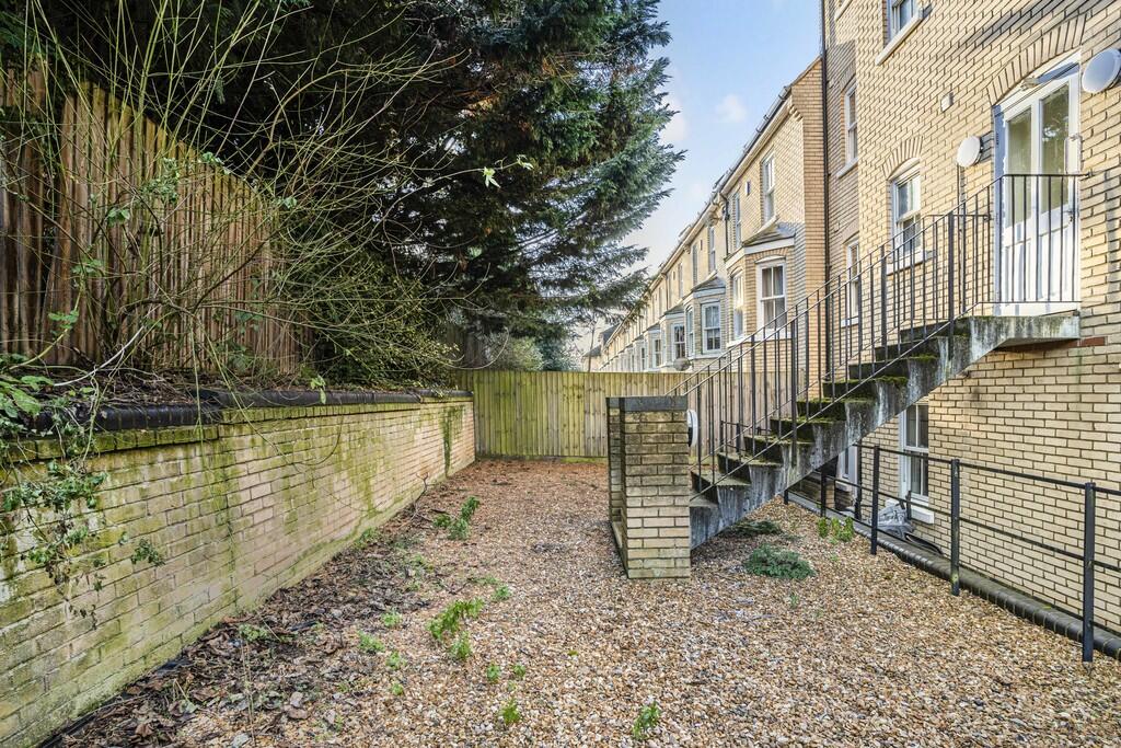 Additional image 10 of St. Matthew's Gardens, Cambridge